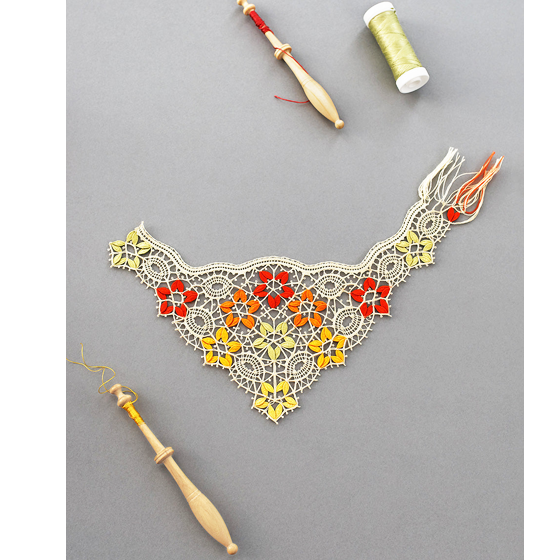 Dentelle- Pochettes En Clunny Polychrome