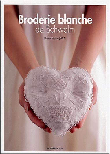 Broderie Blanche De Schwalm 